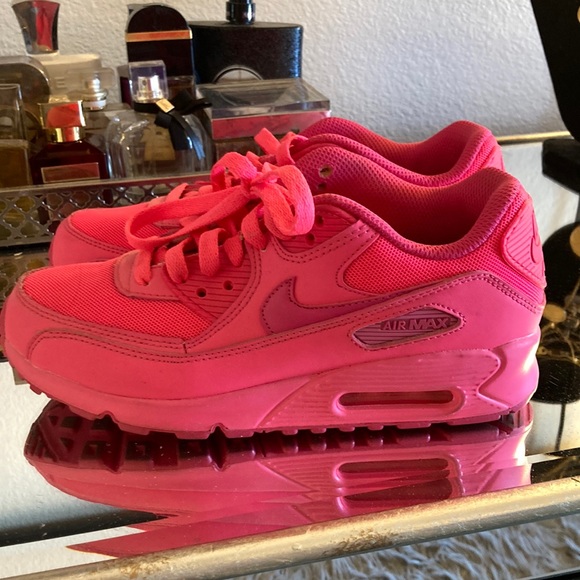 Nike Shoes - Nike Air Max hot pink. Size 6.5Y. Fits like a 6 womens